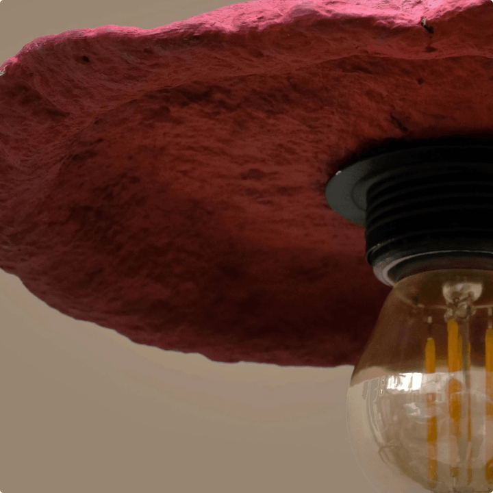 Red Velvet Lamp - vinterro