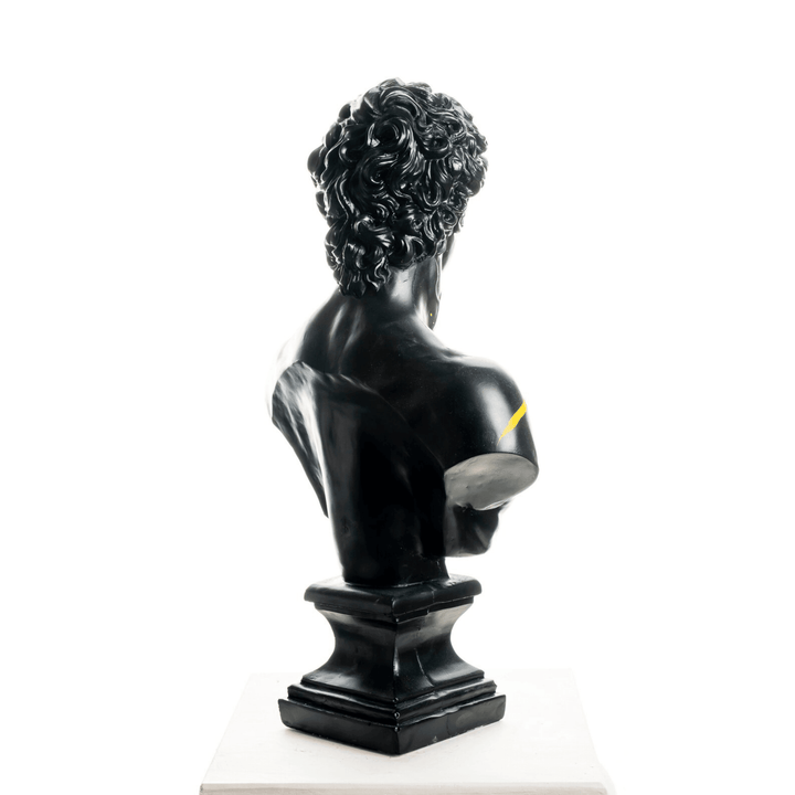 David Black Sculpture - vinterro