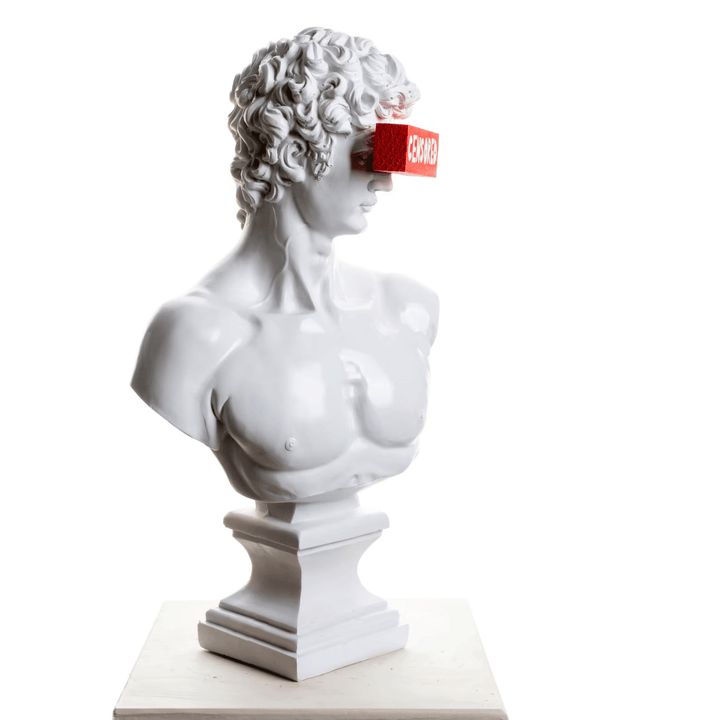 Design David Censored Sculpture - vinterro